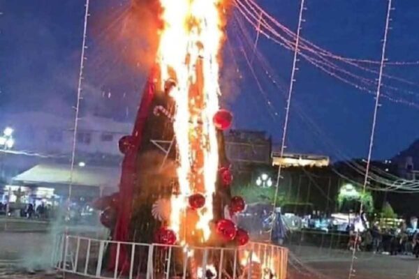 Protestan por asesinato de joven en Zitácuaro, Michocán; presunto agresor es policía y su primo