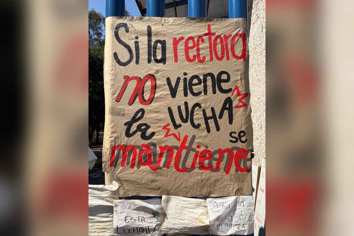 Rectoría de la Universidad Pedagógica Nacional, a evaluación; comunidad acusa caos de 7 años Animal_Político_4