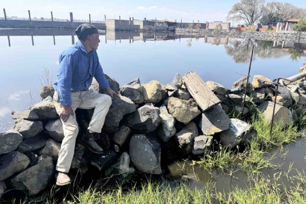 “Seguimos enlodados”- Santa Cruz Chignahuapan, tres meses bajo aguas negras y sin respuesta oficial Animal Político_4