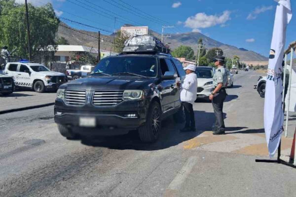 Separan del cargo a dos agentes de migración por presuntamente pedir dinero a paisanos en Tamaulipas