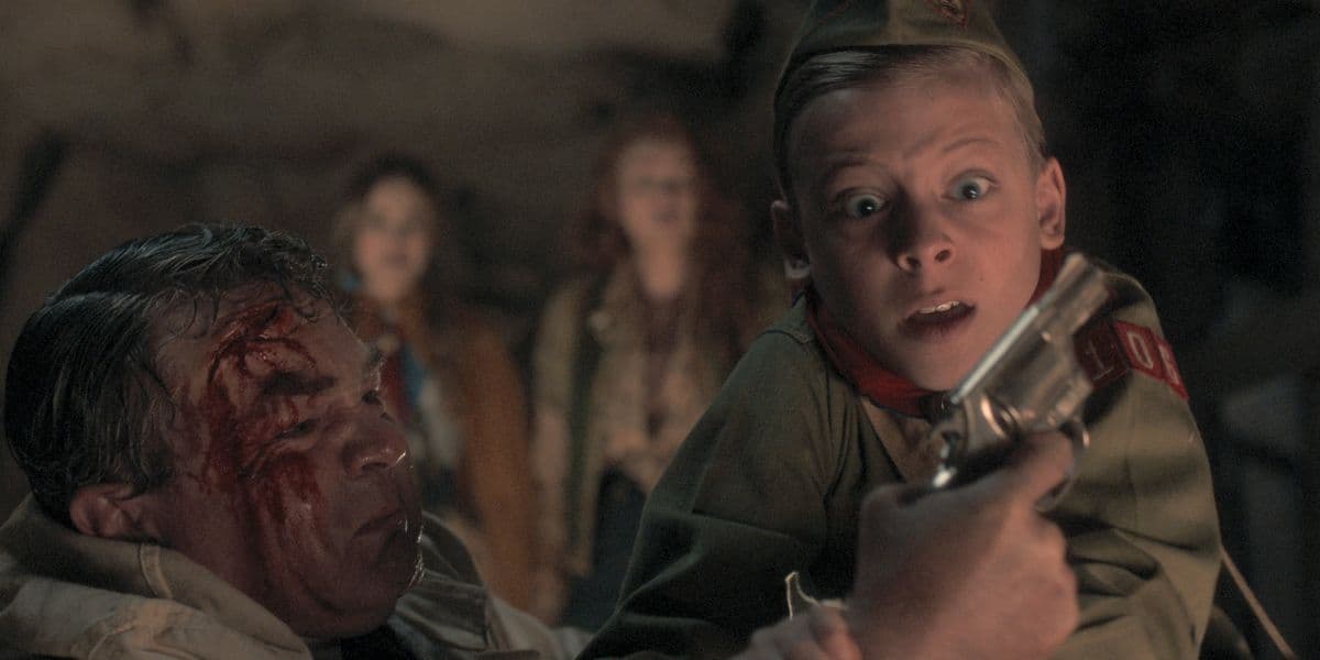 stranger things 5x06 cueva henry