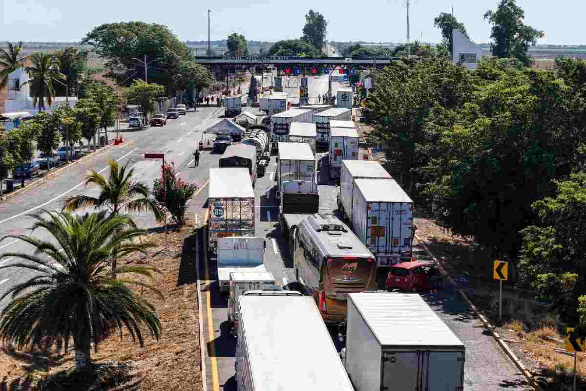 Industriales y transportistas de carga alertan por afectaciones ante amago de nuevos bloqueos carreteros