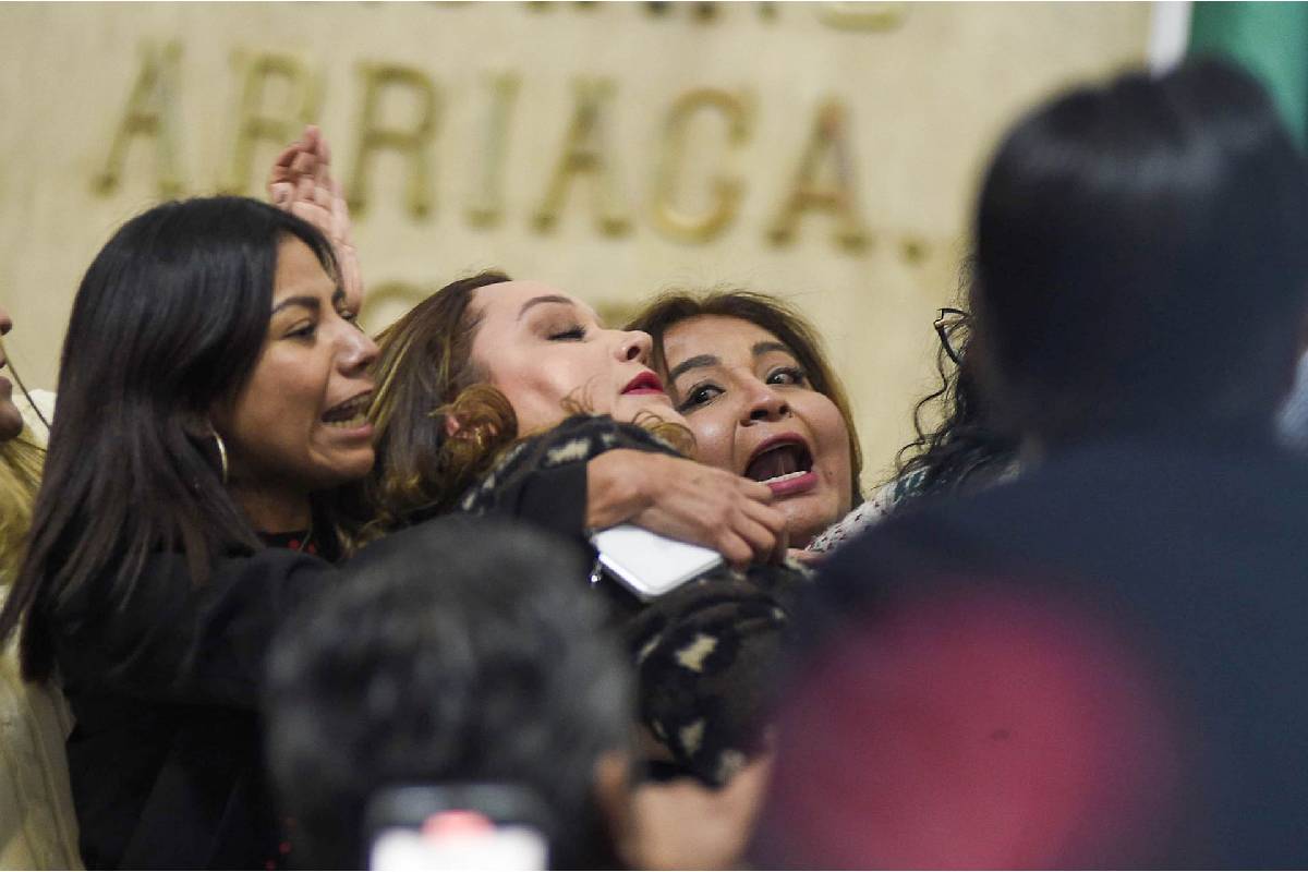 Pelea en Congreso de CDMX es para evitar aprobación del presupuesto, acusa Brugada; llama al diálogo y al debate