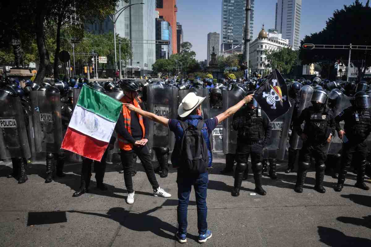 cdmx-congreso-comisión-especial-investigación-marcha-gen-z-policias