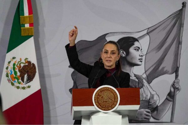 Sheinbaum presume que hay más mexicanos de clase media que en pobreza, 