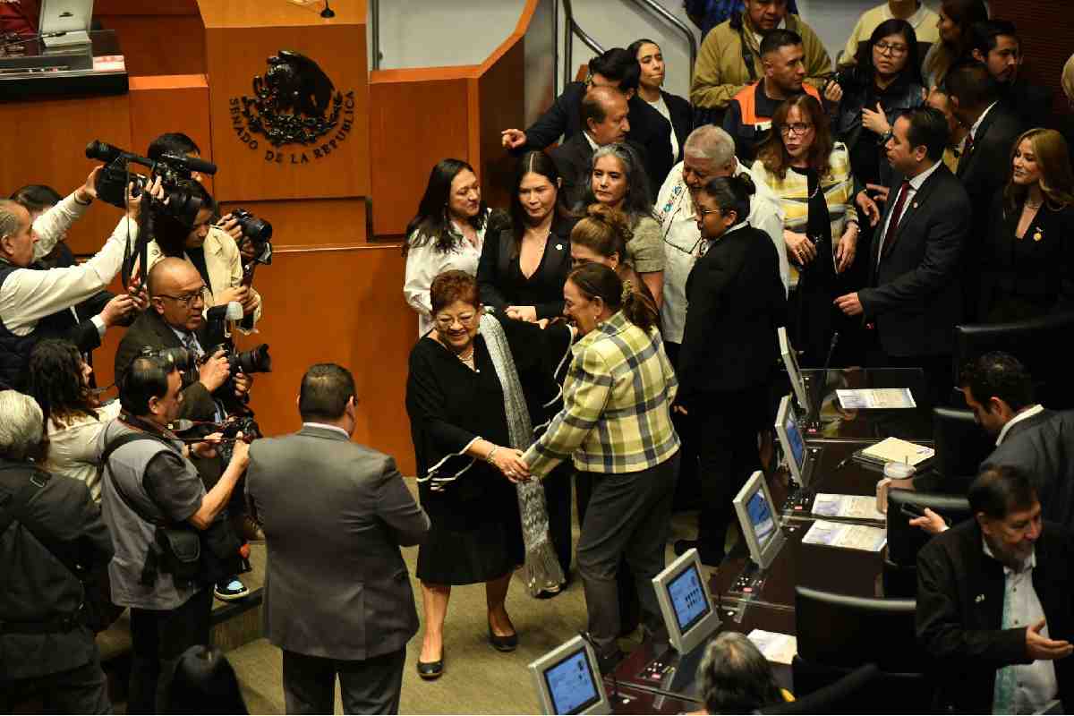 Senado elige a Ernestina Godoy para la FGR en proceso exprés; oposición acusa estaba decidido de antemano