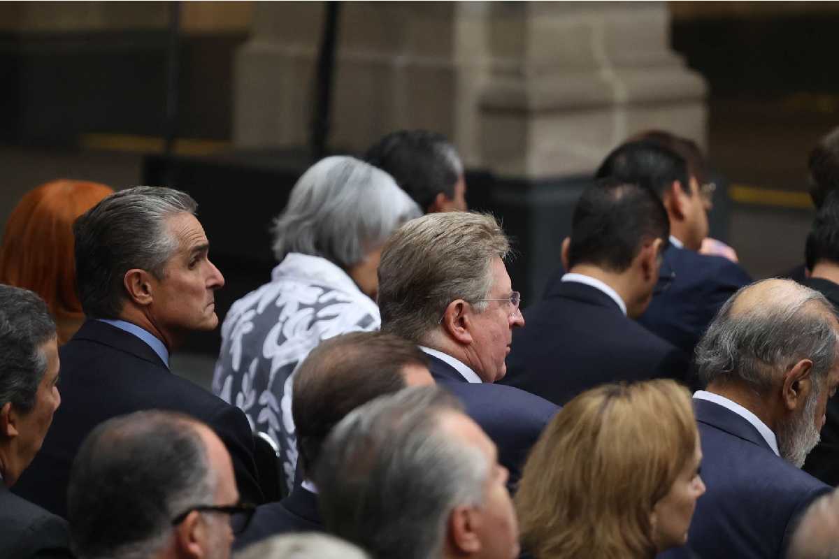 Sheinbaum se reúne con empresarios; anuncia la creación de un Consejo para la Promoción de Inversiones