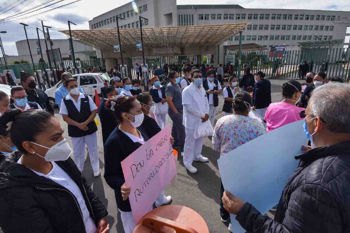 Trabajadores de salud de Veracruz podrán disponer de su bono navideño en efectivo, asegura Nahle, tras protestas