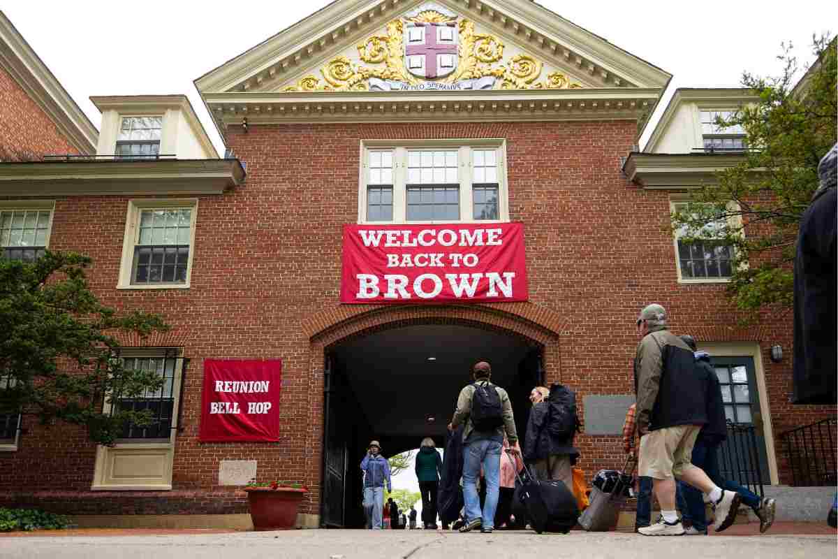 Tiroteo en la Universidad Brown, en EU: se reportan heridos y la emergencia continúa