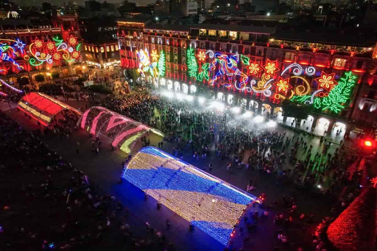 verbena navideña 2025 zocalo luces