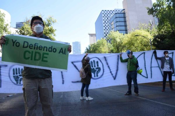 CIDE MANIFESTACIONES ROMERO TELLAECHE