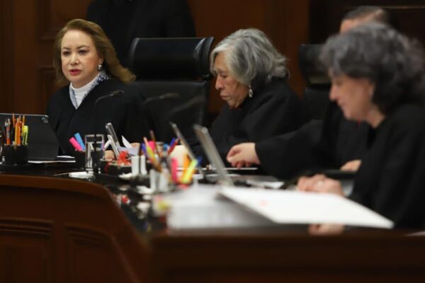 Corte debate delito halconeo