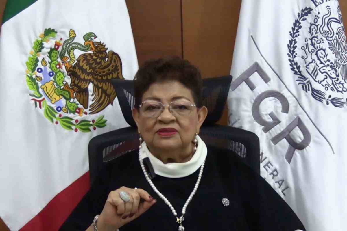 Ernestina Godoy FGR tren interoceánico
