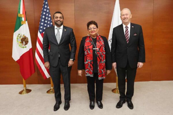 FGR en reunión con FBI, y embajada de EU