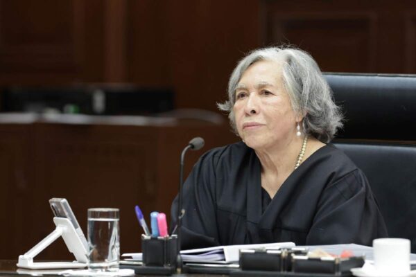 Ministra María Estela Ríos propuesta desalojos