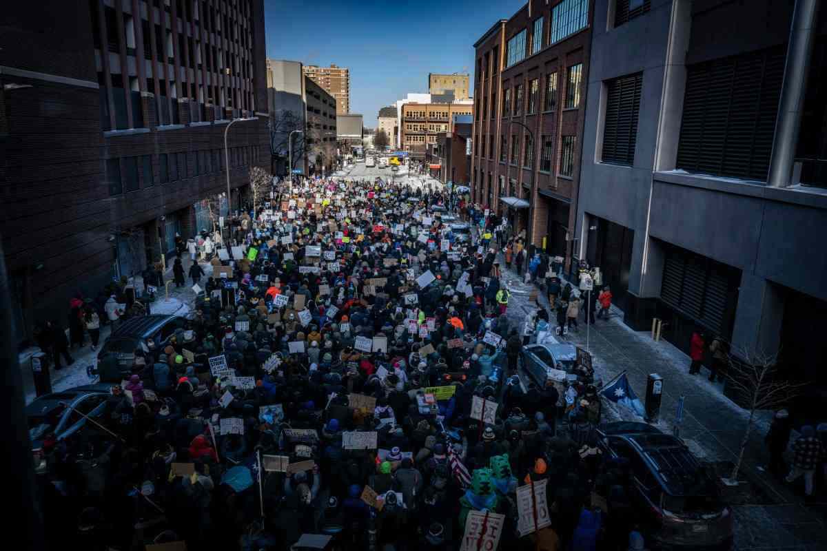 “No es un criminal”: familia de niño detenido en EU exige su liberación desde Ecuador