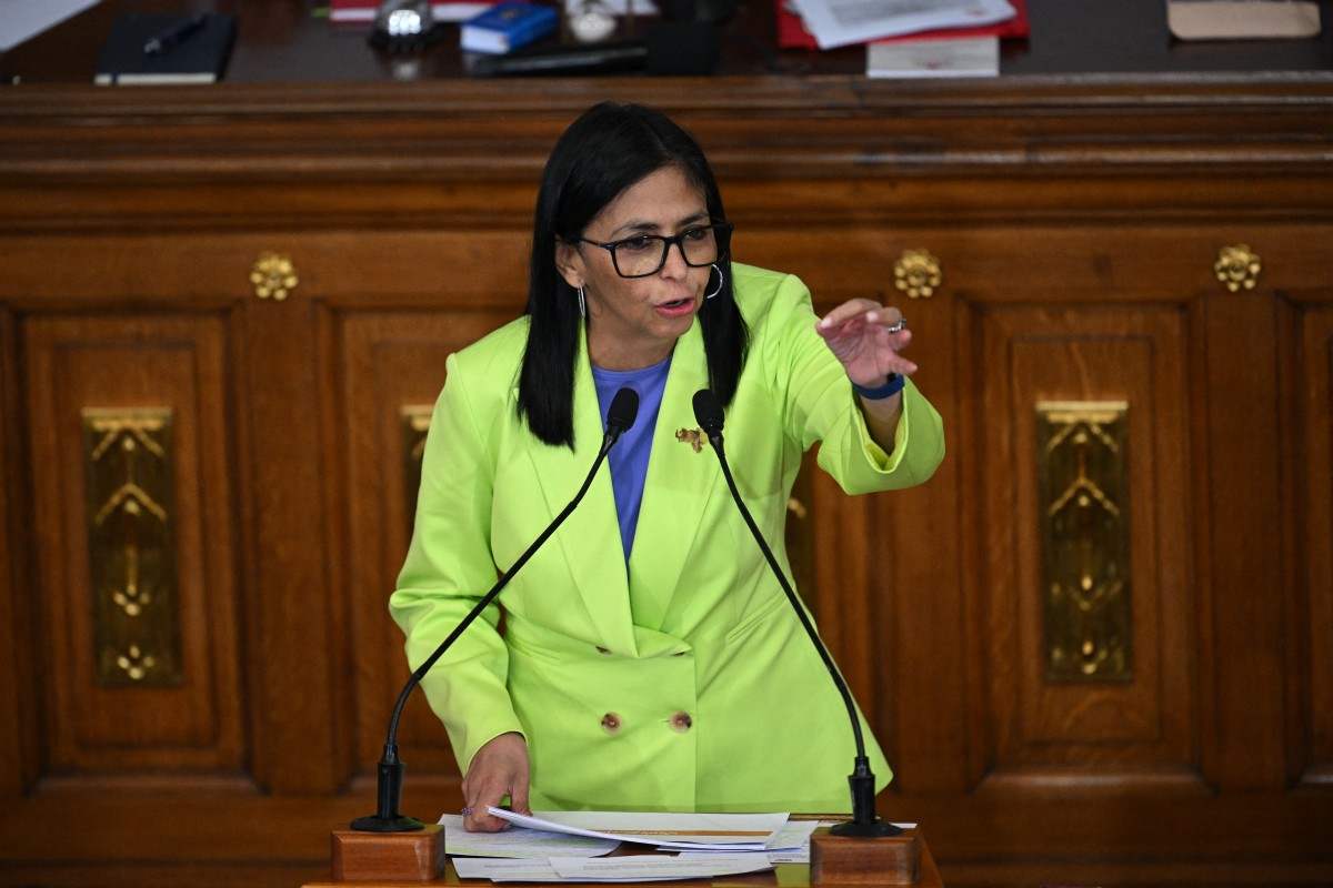 “No tenemos miedo” de enfrentar diplomáticamente a EU, dice Delcy Rodríguez, presidenta de Venezuela