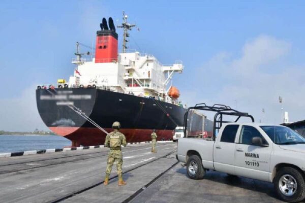 Ordenan a Fiscalía entregar investigación de vicealmirante Manuel Farías Laguna, ligado a huachicol