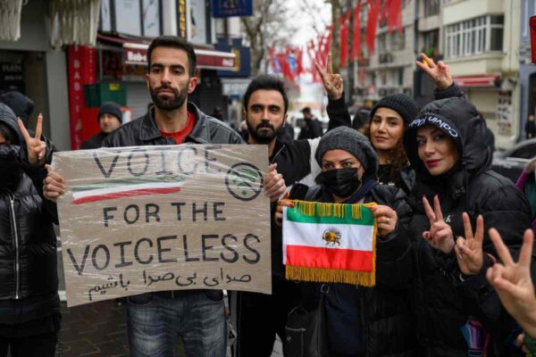 Organización reporta casi 200 muertos desde el inicio de las protestas antigubernamentales en Irán