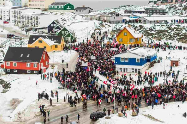 “Permaneceremos unidos”, responden países europeos amenazados por Trump con aranceles por Groenlandia