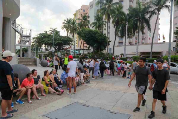 Personas evacuadas acapulco sismo guerrero