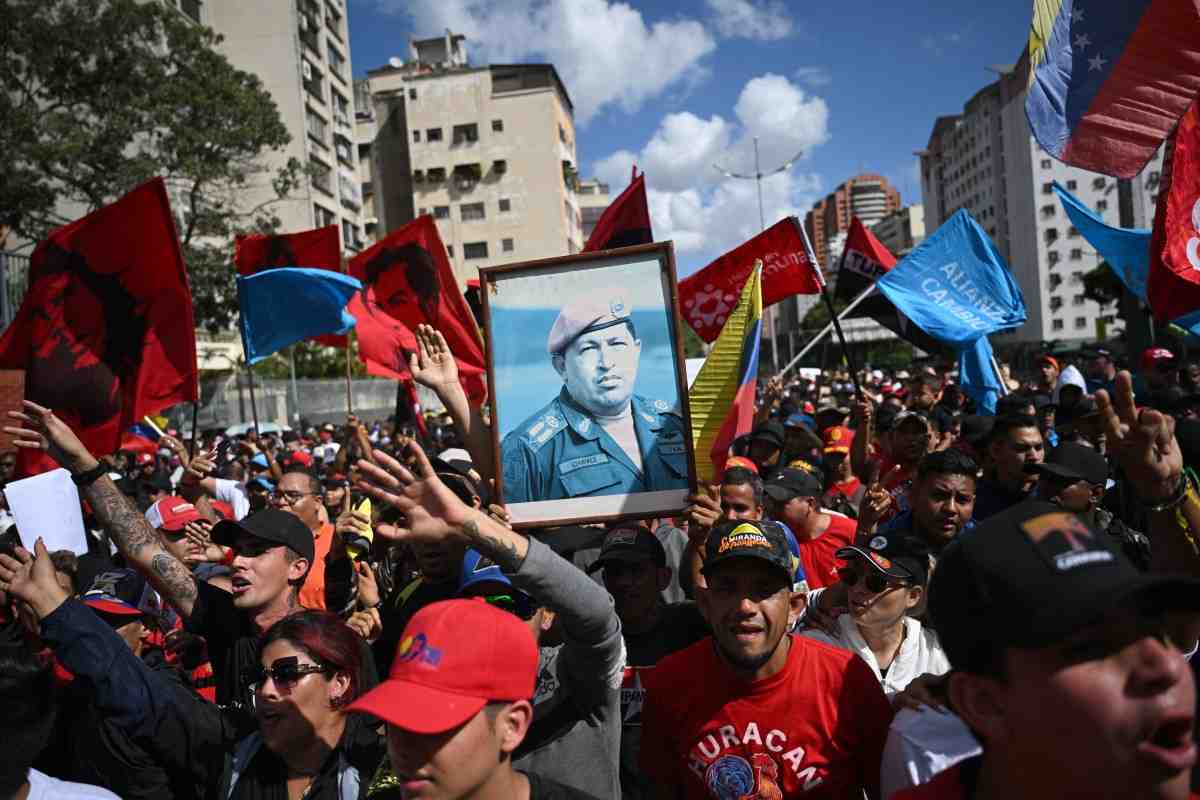 Sheinbaum y Lula da Silva conversan vía telefónica sobre Venezuela; negocian encuentro en Brasil