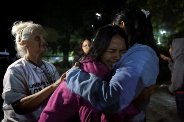 Venezuela informa la liberación de 116 presos políticos en medio de la presión de Estados Unidos