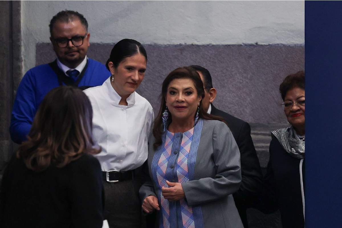 Bertha Alcalde presume récord en órdenes de aprehensión y baja en feminicidios en su primer año al frente de la Fiscalía CDMX