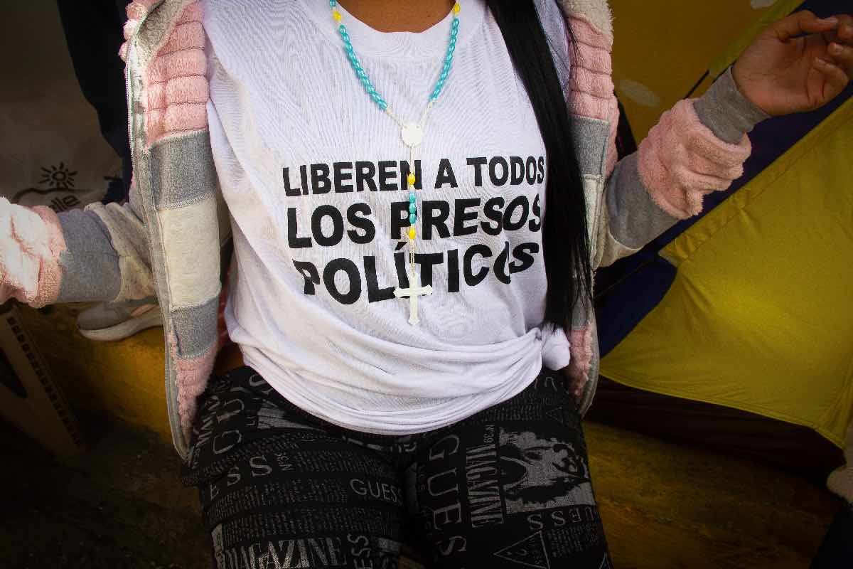 familias-presos-politicos-bombardeos-eu-venezuela-animal-político-3