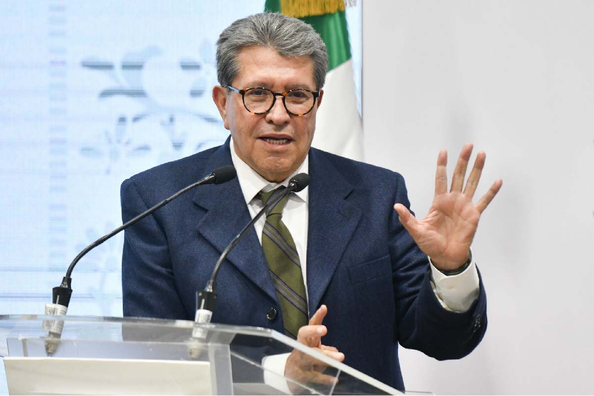Ricardo Monreal fija ruta para aprobar la reforma electoral en marzo