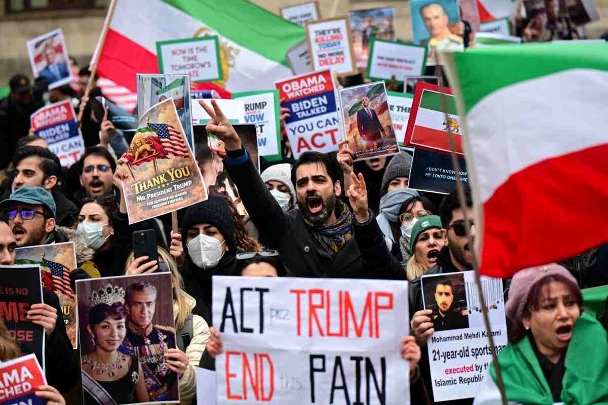 “La ayuda está en camino”: Trump respalda protestas en Irán y endurece postura contra Teherán