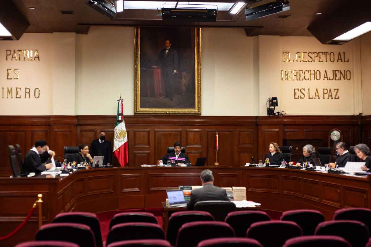 Corte obliga a padre el pago de pensión alimenticia retroactiva y completa de su hija