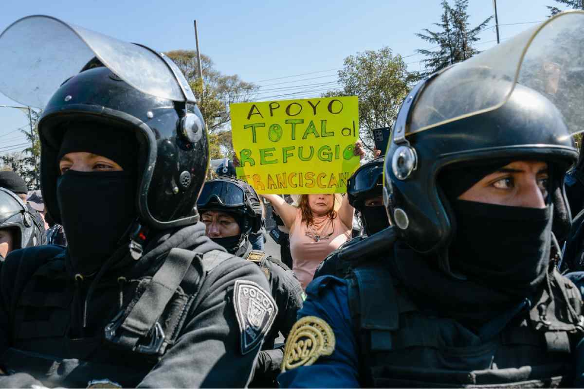 Activistas acusan contubernio para despojar al Refugio Franciscano del predio tras aseguramiento de animales por el Gobierno CDMX