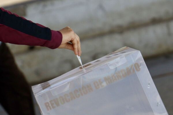 “Nos hicieron lo que el viento a Juárez”, dice Salomón Jara sobre revocación de mandato en Oaxaca; califica al PT como “opositor” 