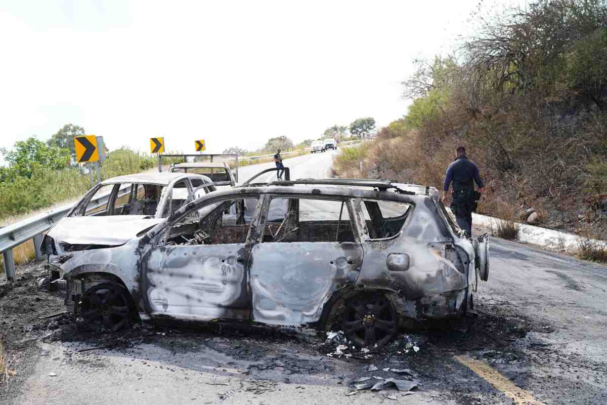 violencia en Michoacán policías secuestrados