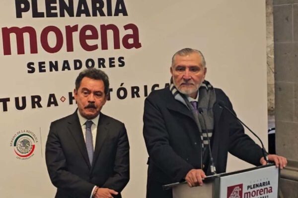 Adán Augusto deja coordinación de senadores de Morena; asume el cargo Ignacio Mier