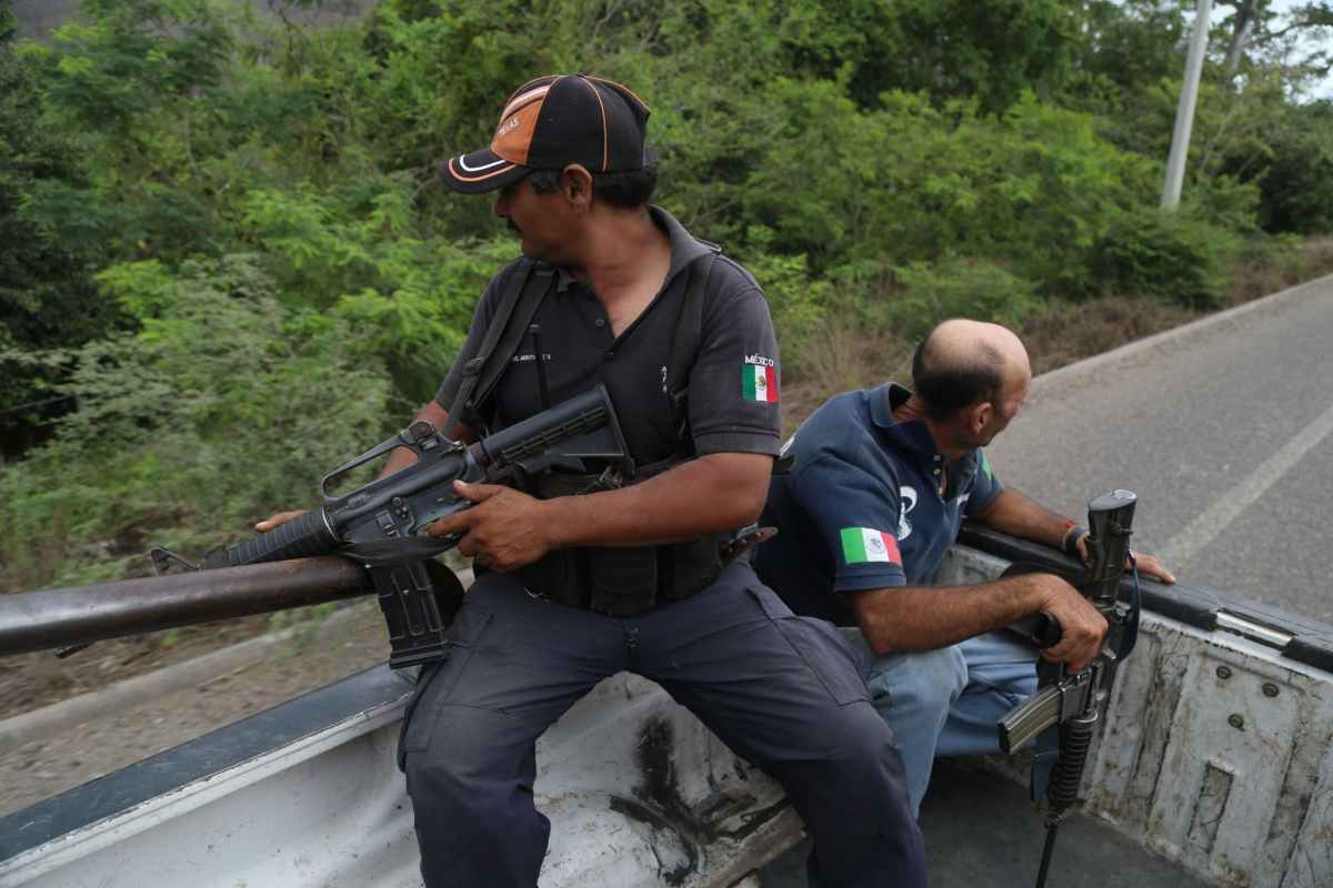 Asesinan a un policía y lesionan a su compañera durante un ataque en Coquimatlán, Colima