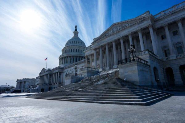 Cámara de Representantes pone fin al cierre del gobierno federal