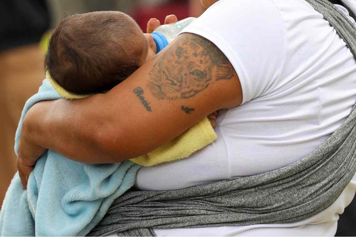 Corte reglas gestación sustituta registro bebes 