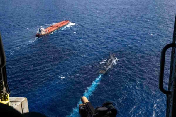 EU intercepta buque petrolero en el Caribe