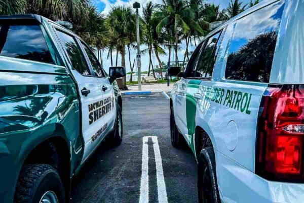 ICE detiene a 152 migrantes en tres días en Florida; entre los detenidos hay mexicanos