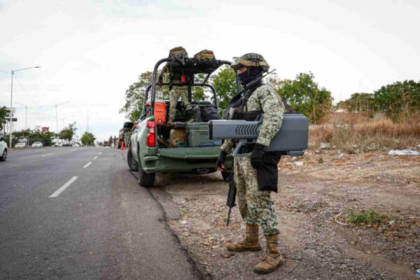 Refuerzan operativo de búsqueda de mineros en Concordia, Sinaloa; despliegue suma mil 190 elementos