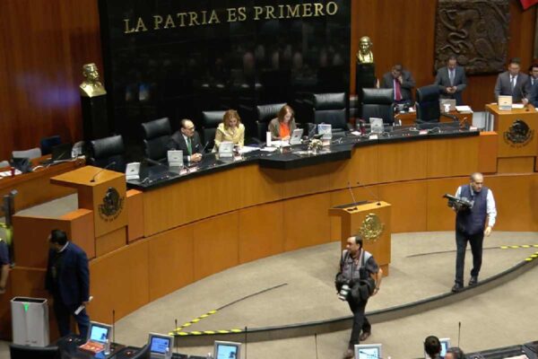 Senado autoriza ingreso de 12 militares más de EU a México para capacitación de las Fuerzas Armadas