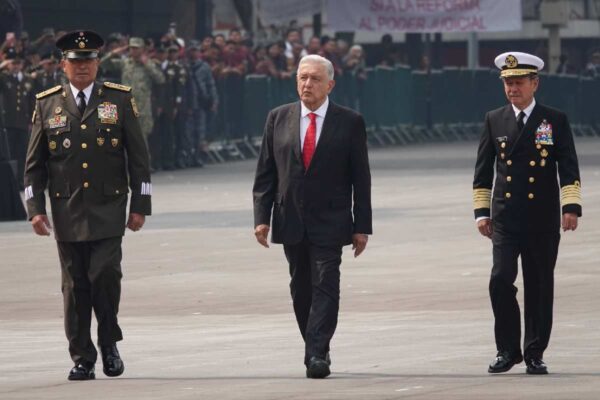 Sheinbaum niega investigación contra exsecretario de Marina de AMLO