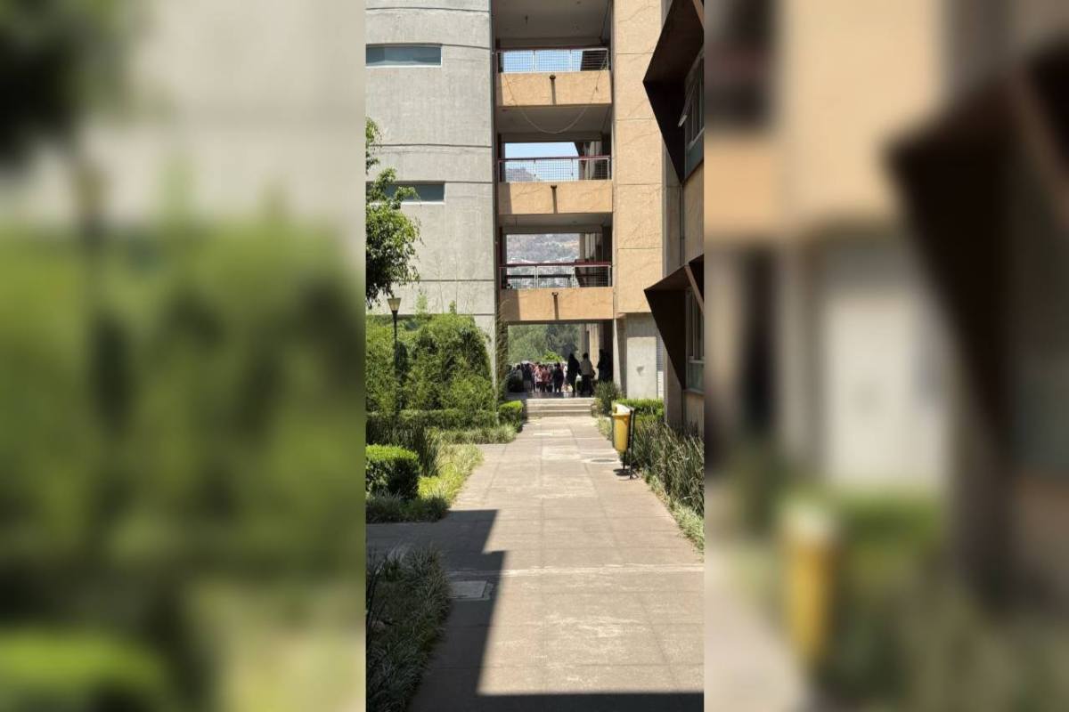 Trabajadores de la UACM emplazan a huelga tras no obtener el 13 % de incremento salarial