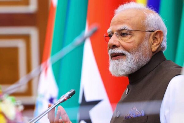 Trump anuncia recorte de aranceles a India; asegura que Modi dejará de comprar petróleo a Rusia