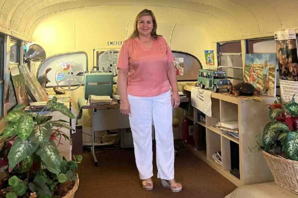 Atacan a tiros la camioneta de la alcaldesa de Bacanora, Sonora; su hijo fue asesinado