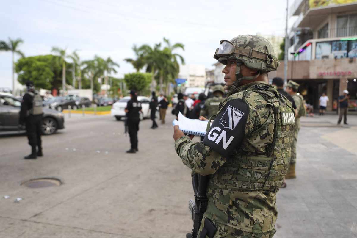 Ataque armado en Acapulco, Guerrero, deja dos muertos; una estudiante de 16 años y un chofer