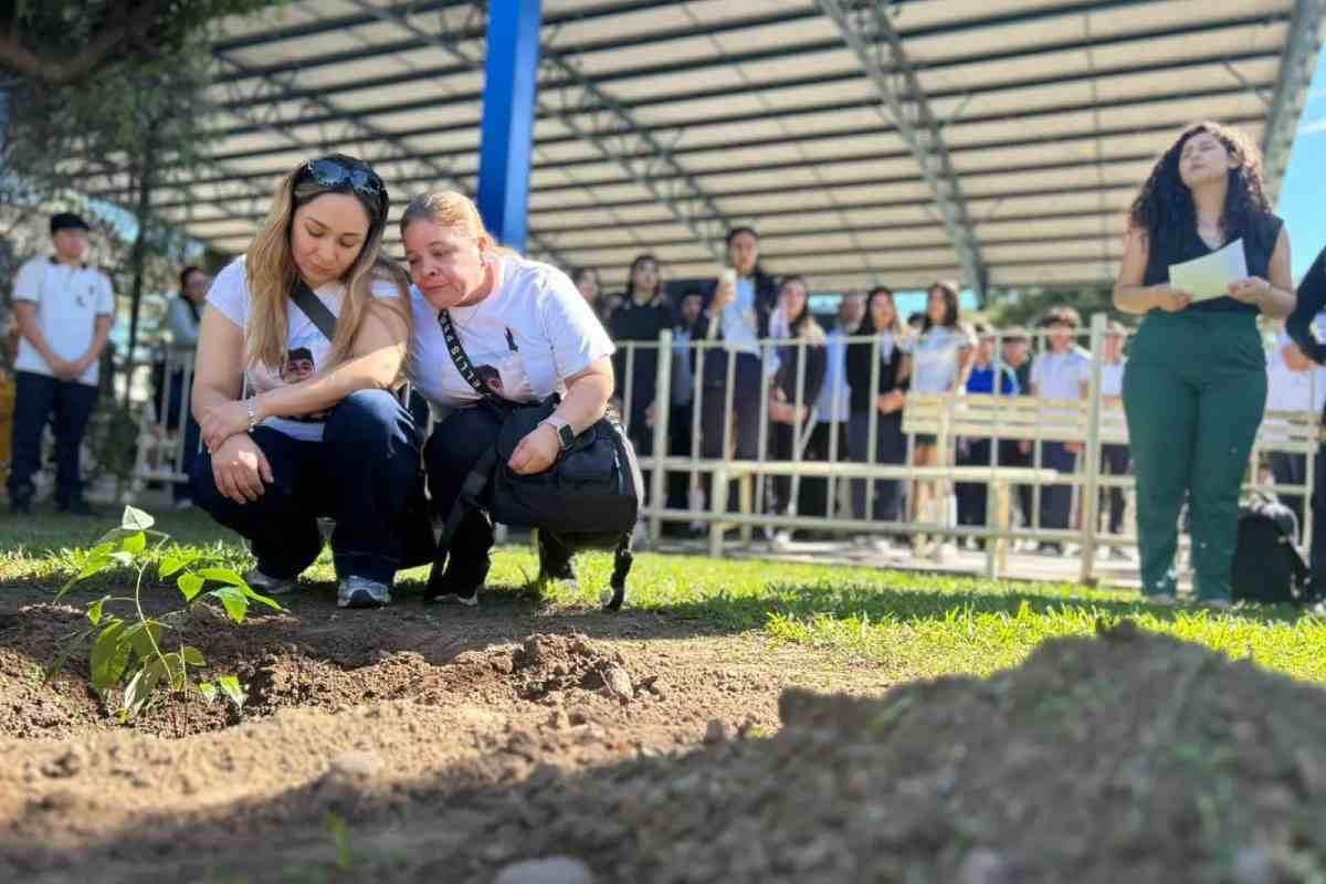 comunidad-estudiantil-despide-ricardo-mizael