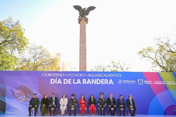 dia-de-la-bandera-aguascalientes-premian-ninos-pinta-tu-bandera